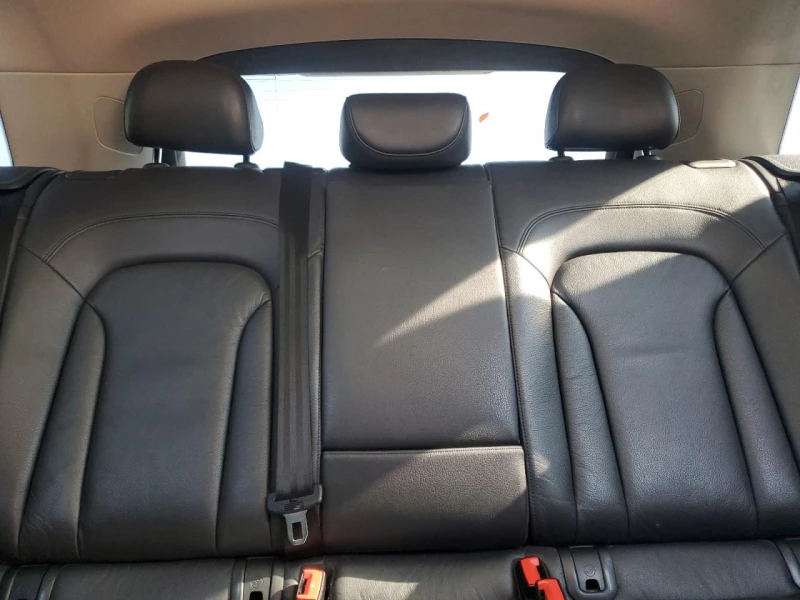 Audi Q3, снимка 10 - Автомобили и джипове - 52240901