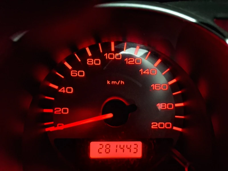 Suzuki Ignis, снимка 10 - Автомобили и джипове - 52656446