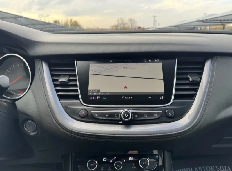 Opel Grandland X 1.6D-KEYLESS- BLIND SPOT-LANE ASSIST-CARPLAY-FULL, снимка 12 - Автомобили и джипове - 53227114