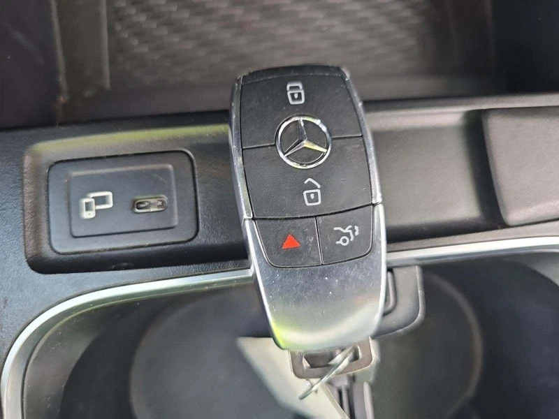 Mercedes-Benz GLB, снимка 8 - Автомобили и джипове - 53342241