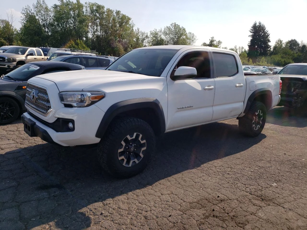 Toyota Tacoma DOUBLE CAB - изображение 2