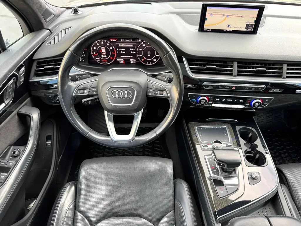 Audi Q7 PRESTIGE* BLACK OPTIC* MATRIX* DISTRO* 7МЕСТА* ПАН - изображение 7