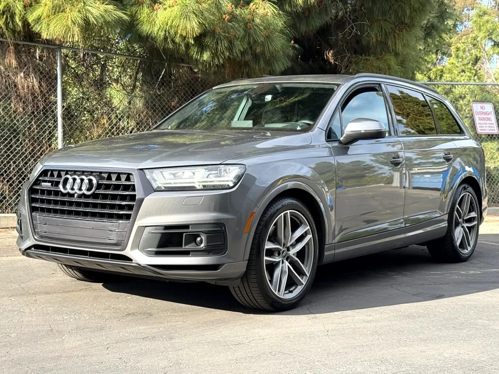 Audi Q7 PRESTIGE* BLACK OPTIC* MATRIX* DISTRO* 7МЕСТА* ПАН - изображение 3