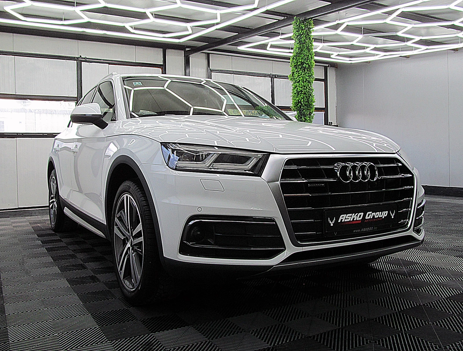 Audi Q5 PANORAMA/S-line/KeylessGo/ГЕРМАНИЯ СОБСТВЕН ЛИЗИНГ - изображение 3