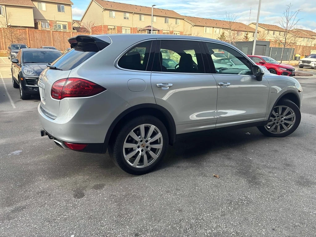 Porsche Cayenne * Diesel * CARFAX * БЕЗ ПЪРВОНАЧАЛНА ВНОСКА - изображение 3