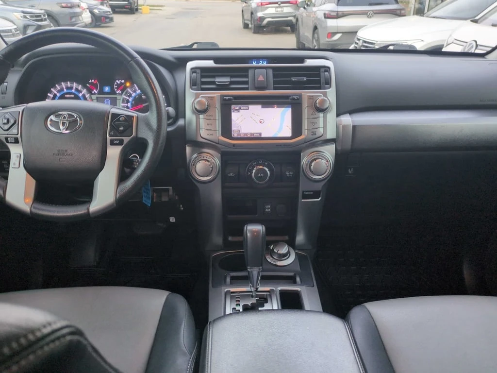 Toyota 4runner * SR5 * CARFAX * БЕЗ ПЪРВОНАЧАЛНА ВНОСКА - изображение 9