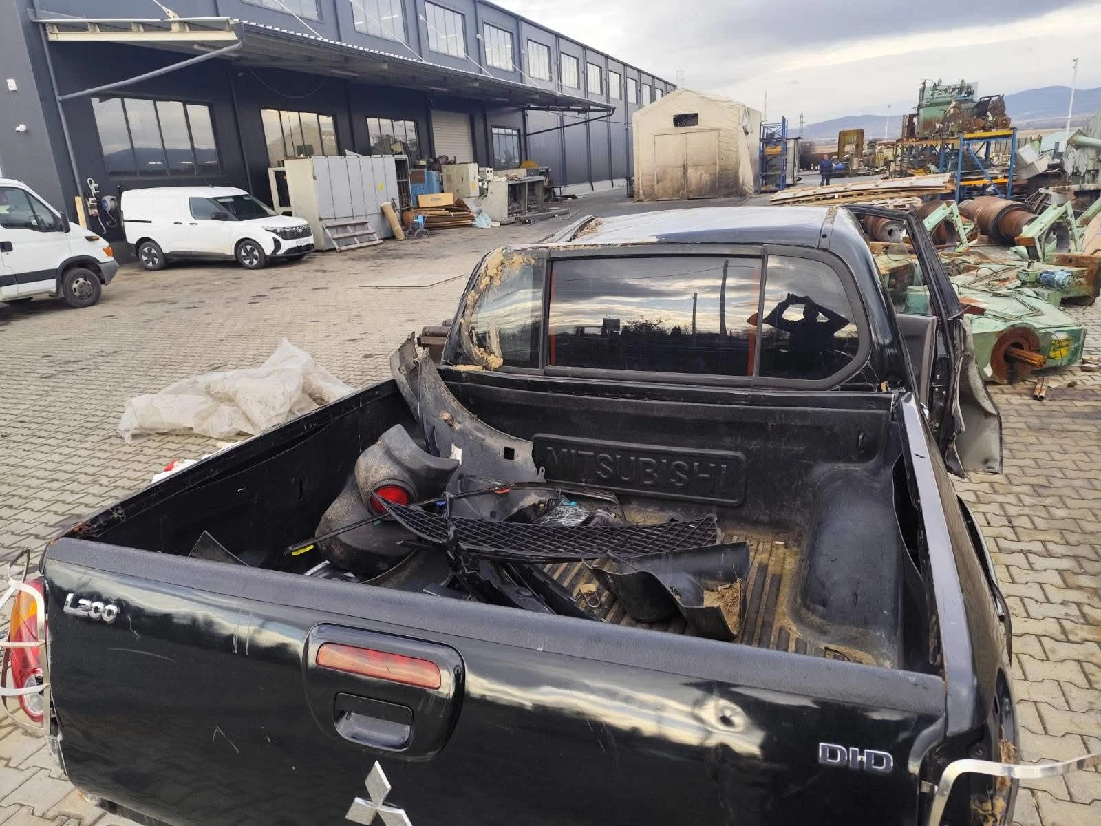 Mitsubishi L200 | Mobile.bg � ����������� 7