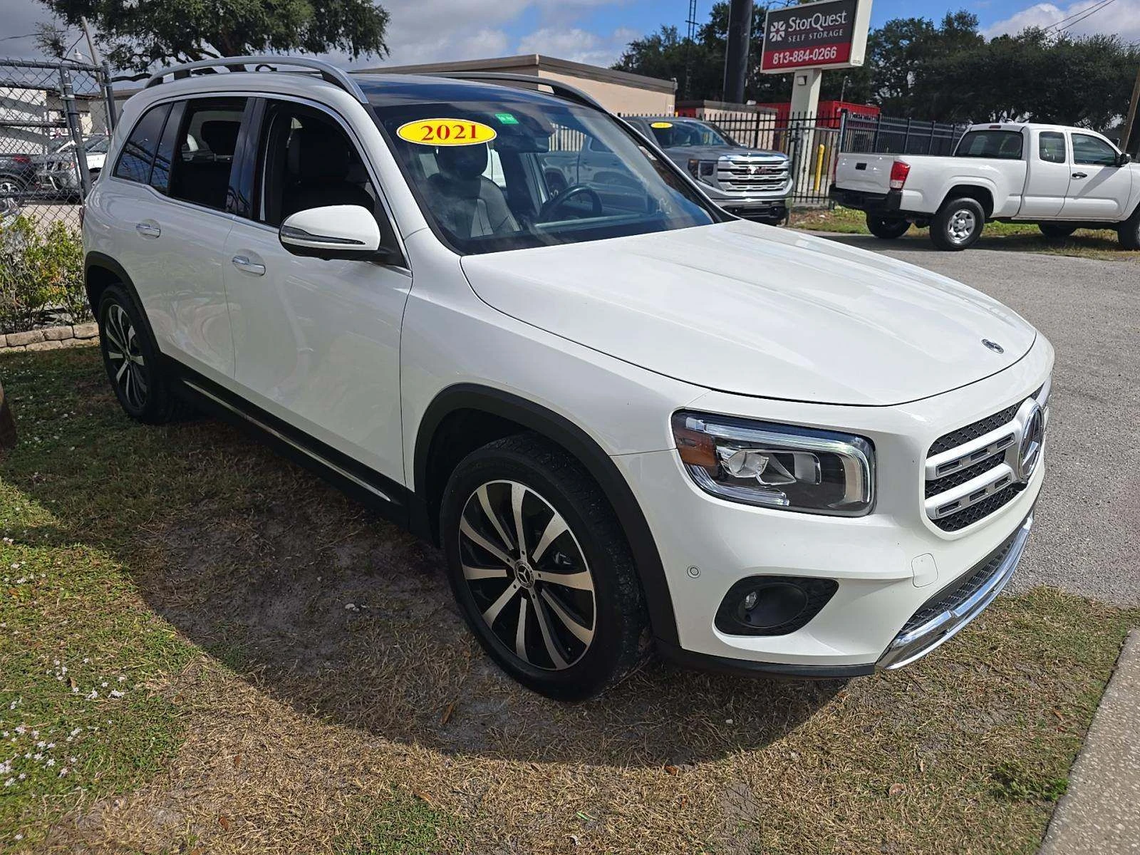 Mercedes-Benz GLB  - изображение 4