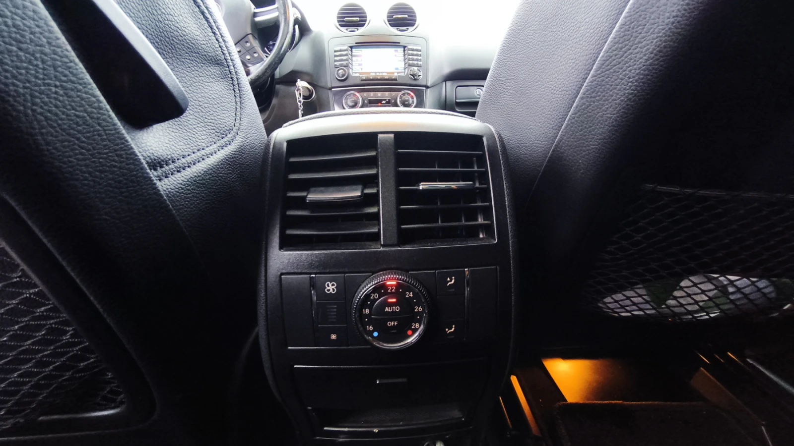 Mercedes-Benz ML 280, снимка 14 - Автомобили и джипове - 54072345