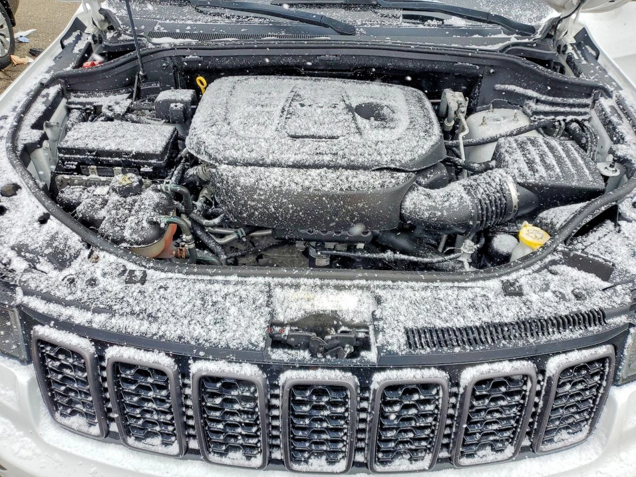 Jeep Grand cherokee 3.6* 4Х4* LIMITED* РЕАЛНИ КМ!, снимка 12 - Автомобили и джипове - 54159316