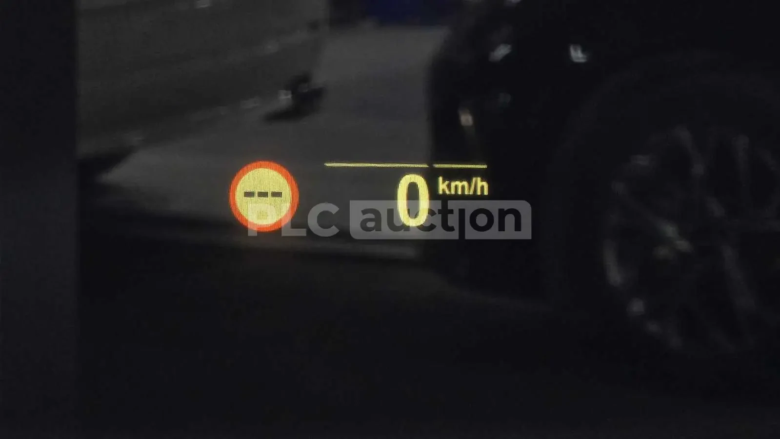 BMW X5 * HEAD-UP DISPLAY * ПАНОРАМА * DISTRONIC, снимка 16 - Автомобили и джипове - 54267959