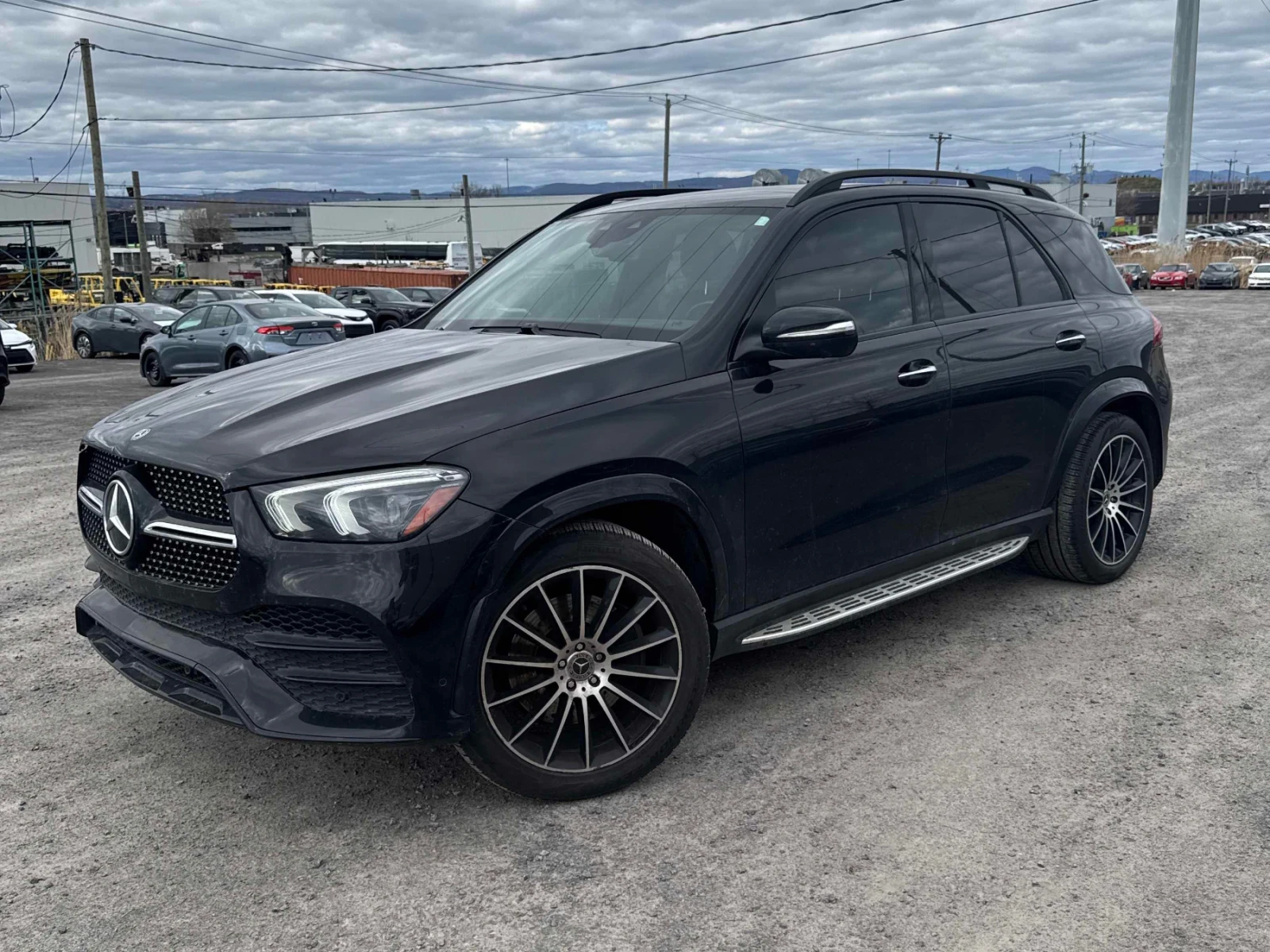 Mercedes-Benz GLE 350 BURMESTER * DISTRONIC * CARFAX, снимка 5 - Автомобили и джипове - 54543664