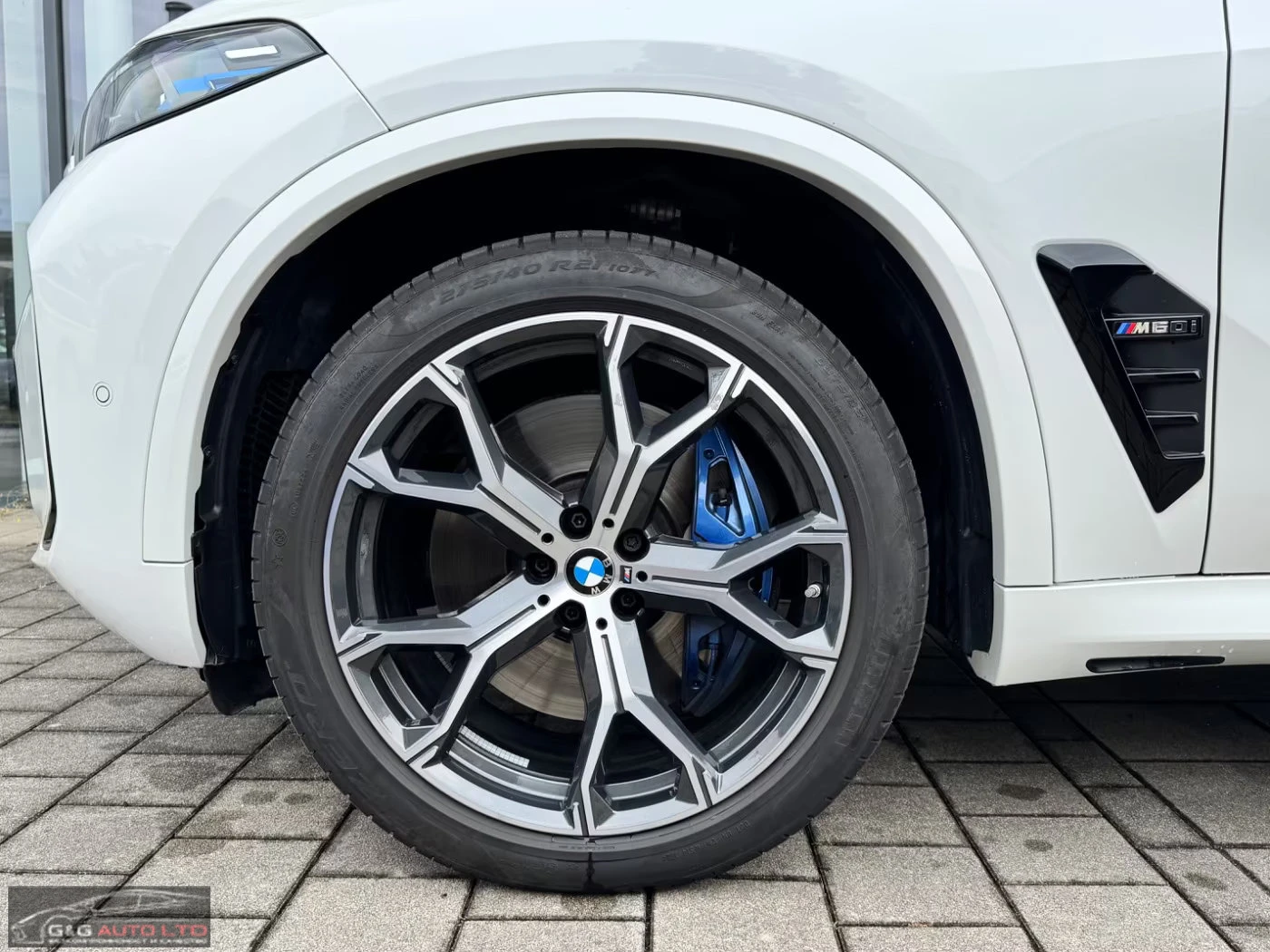 BMW X5 M60i/530HP/SHADOW/CARBON/H&K/360/MEMO/HUD/327q, снимка 4 - Автомобили и джипове - 54620128