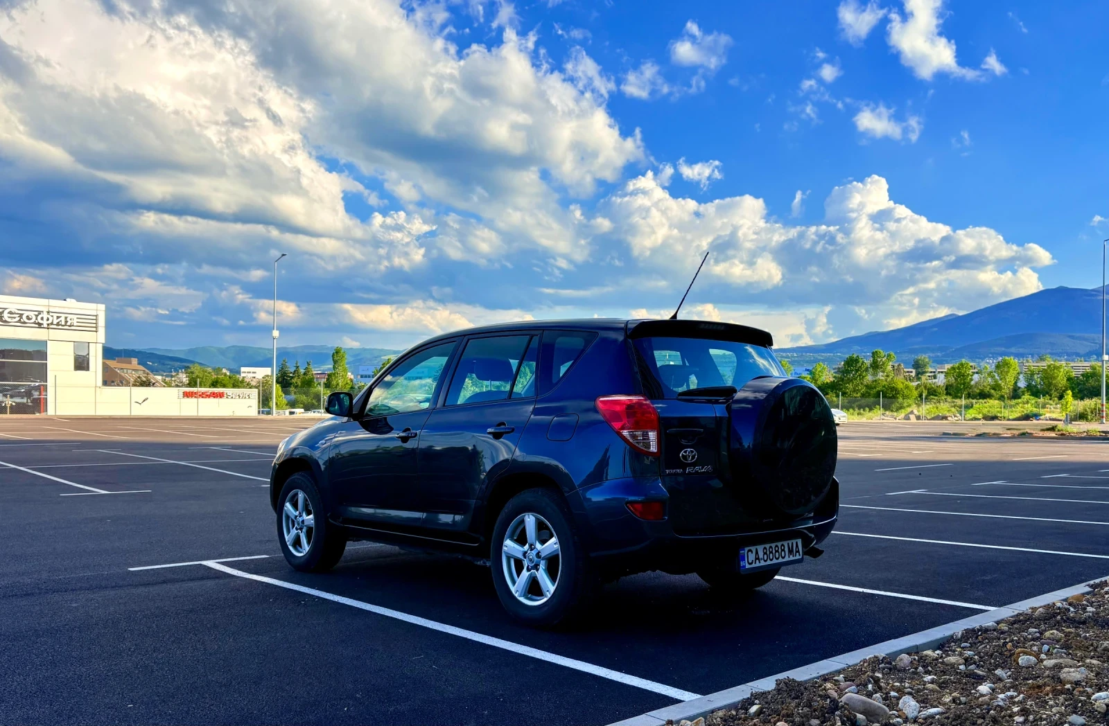 Toyota Rav4 4x4~АВТОМАТ~ГАЗ~Шибедах, снимка 7 - Автомобили и джипове - 54692843