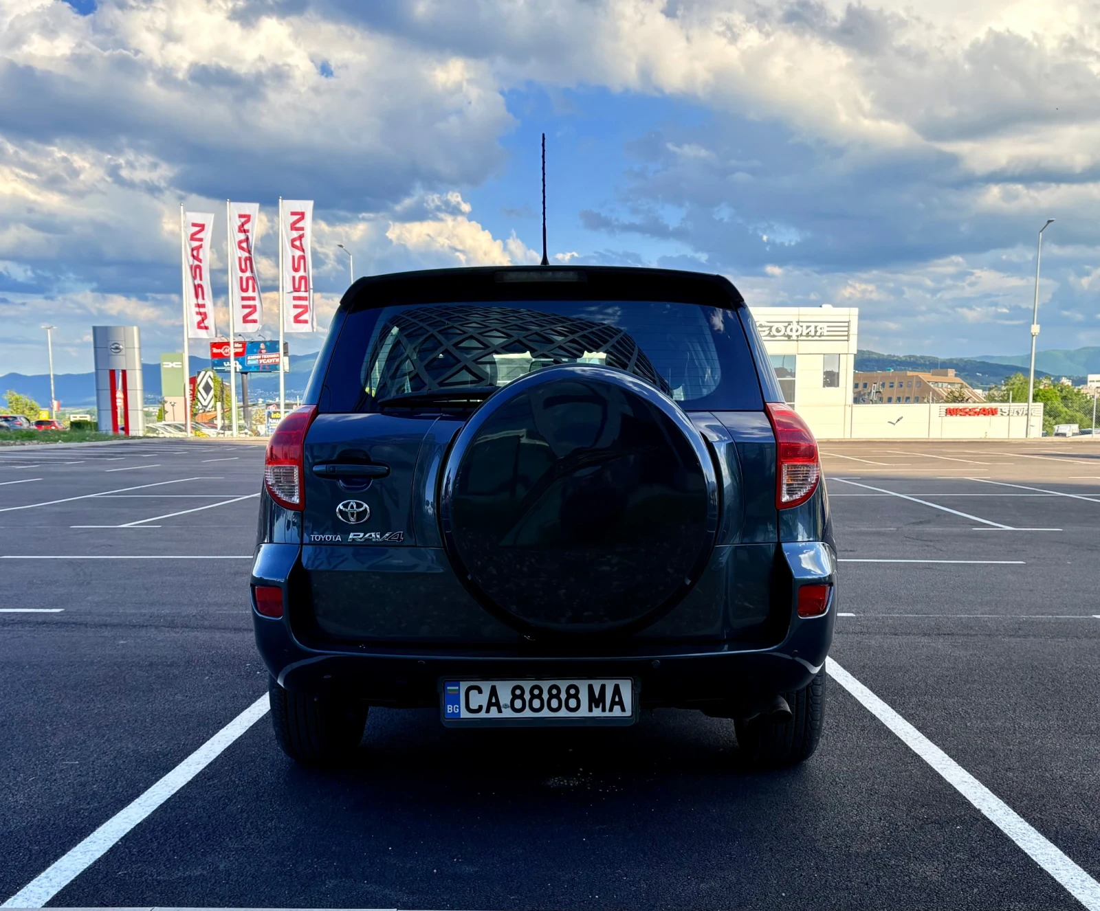 Toyota Rav4 4x4~АВТОМАТ~ГАЗ~Шибедах, снимка 6 - Автомобили и джипове - 54692843