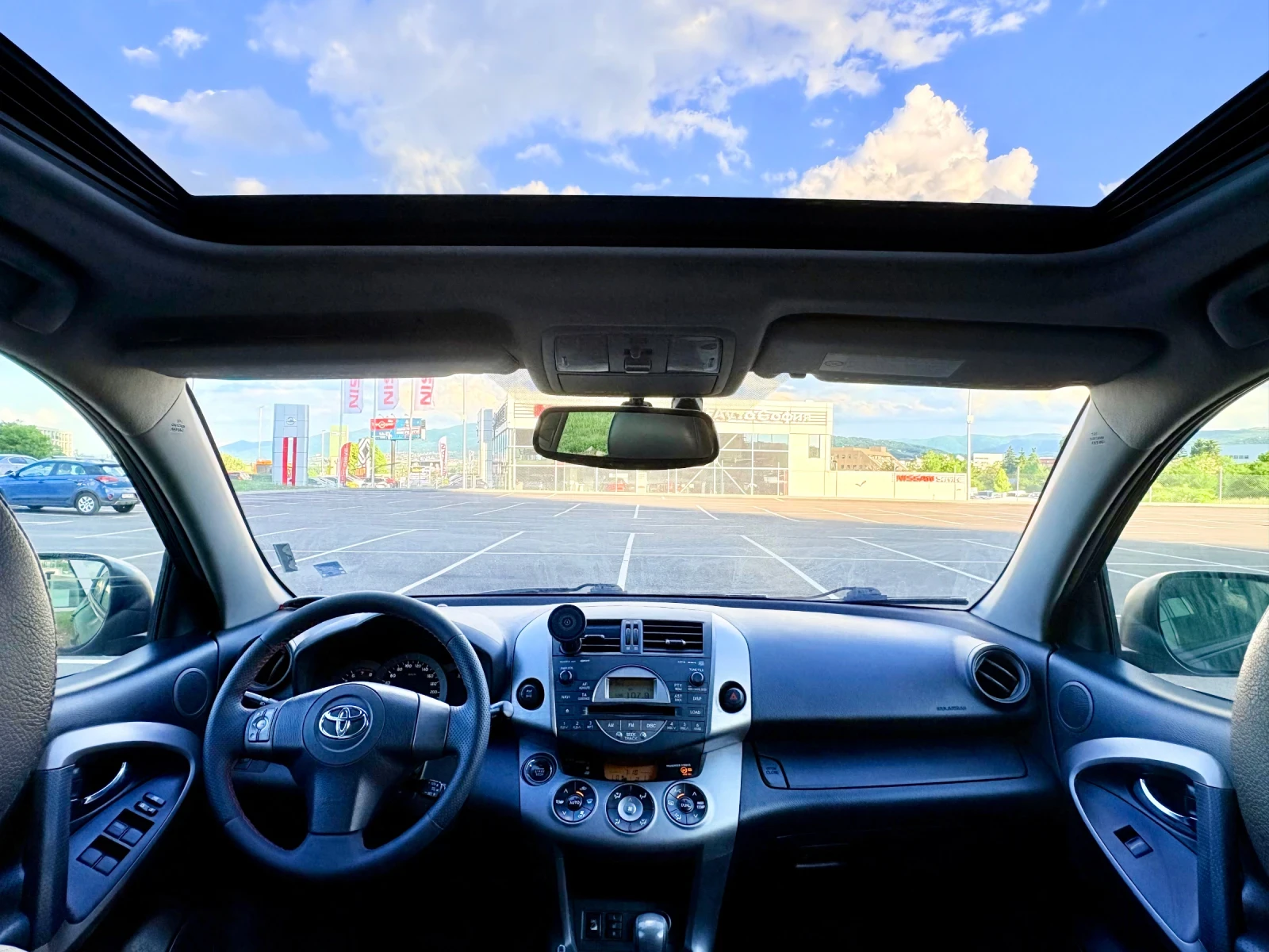 Toyota Rav4 4x4~АВТОМАТ~ГАЗ~Шибедах, снимка 11 - Автомобили и джипове - 54692843