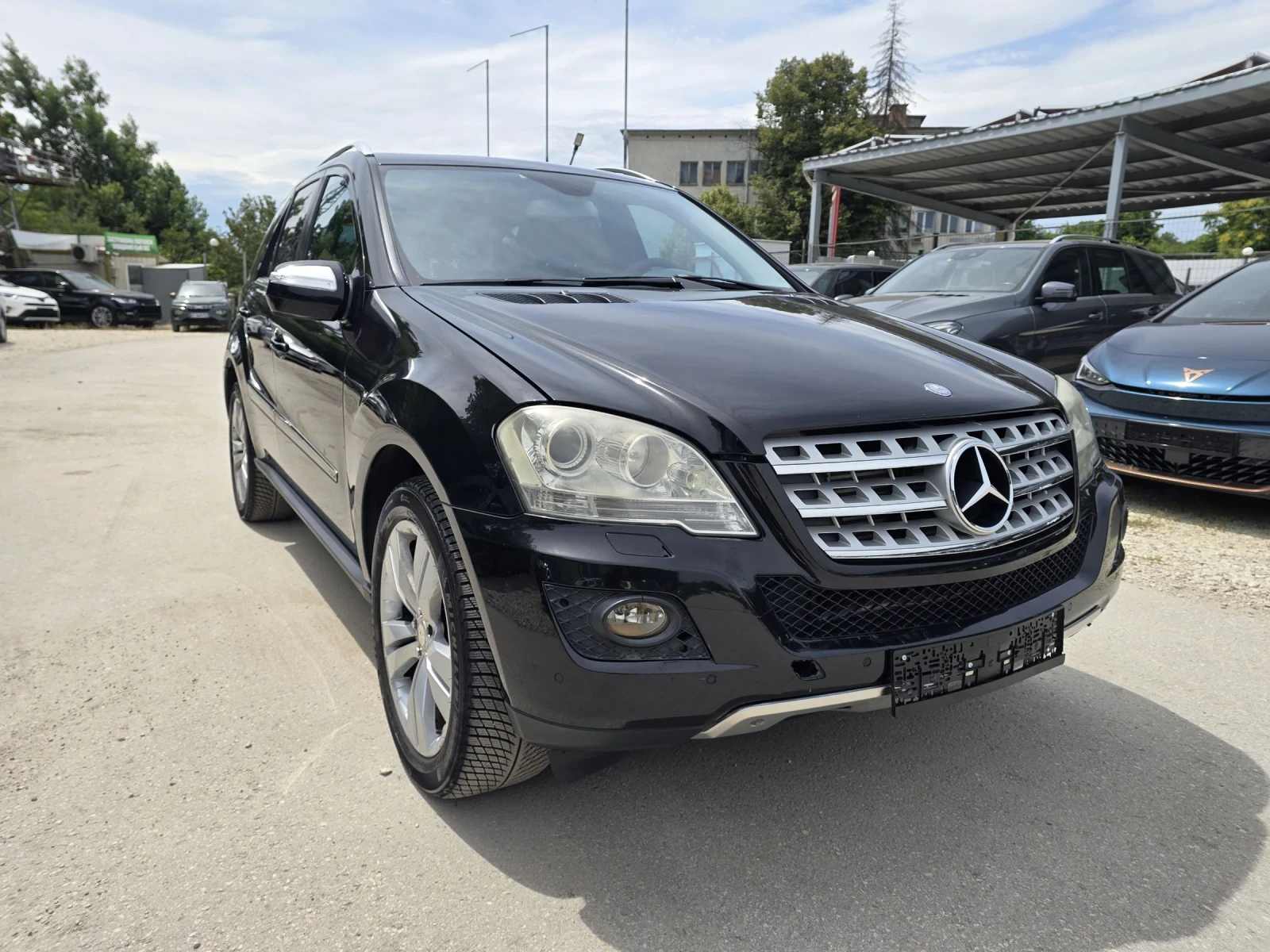 Mercedes-Benz ML 320 CDI 224к.с 4MATIC Топ състояние , снимка 2 - Автомобили и джипове - 55204639