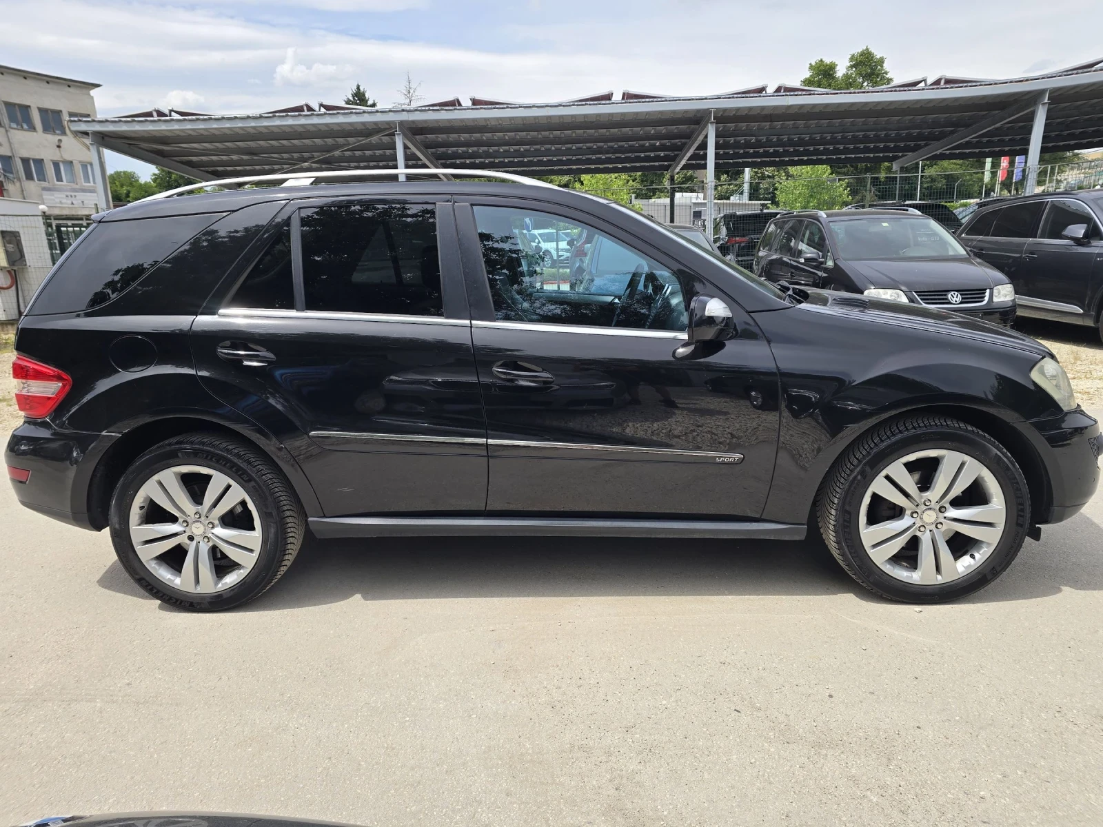 Mercedes-Benz ML 320 CDI 224к.с 4MATIC Топ състояние , снимка 8 - Автомобили и джипове - 55204639