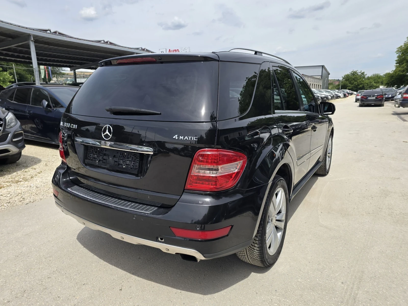 Mercedes-Benz ML 320 CDI 224к.с 4MATIC Топ състояние , снимка 4 - Автомобили и джипове - 55204639
