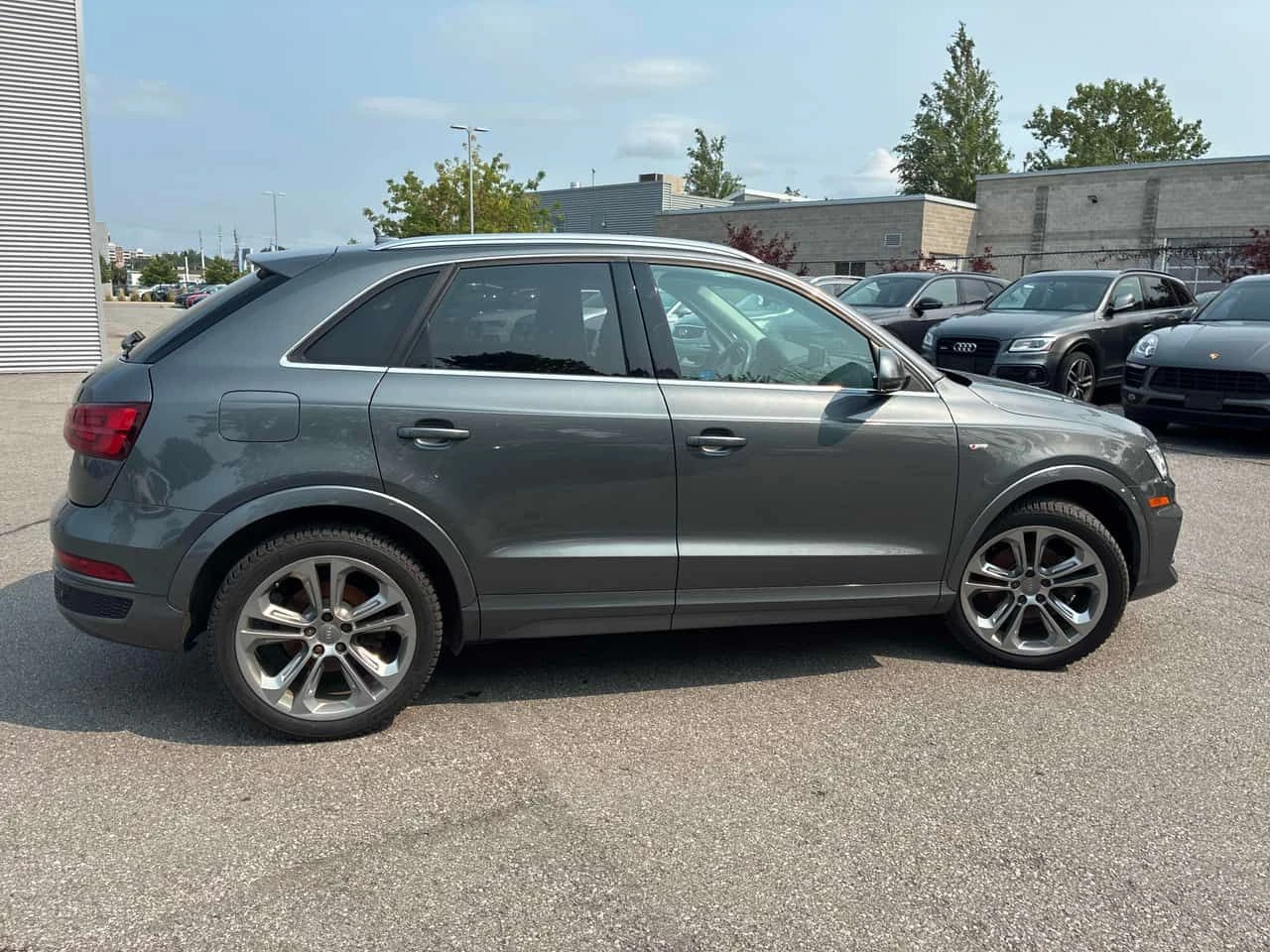 Audi Q3 TECHNIK * ГЛАВНО ПРЕДСТАВИТЕЛСТВО НА AUDI* , снимка 4 - Автомобили и джипове - 55472433