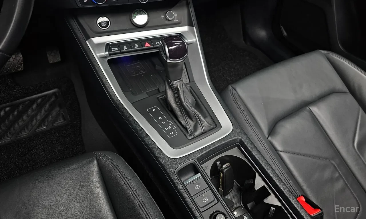Audi Q3 Sportback 40TFSI* MATRIX* S* LINE* ДИСТРОНИК* ХЕДЪП* КАМЕРА*, снимка 10 - Автомобили и джипове - 55962693