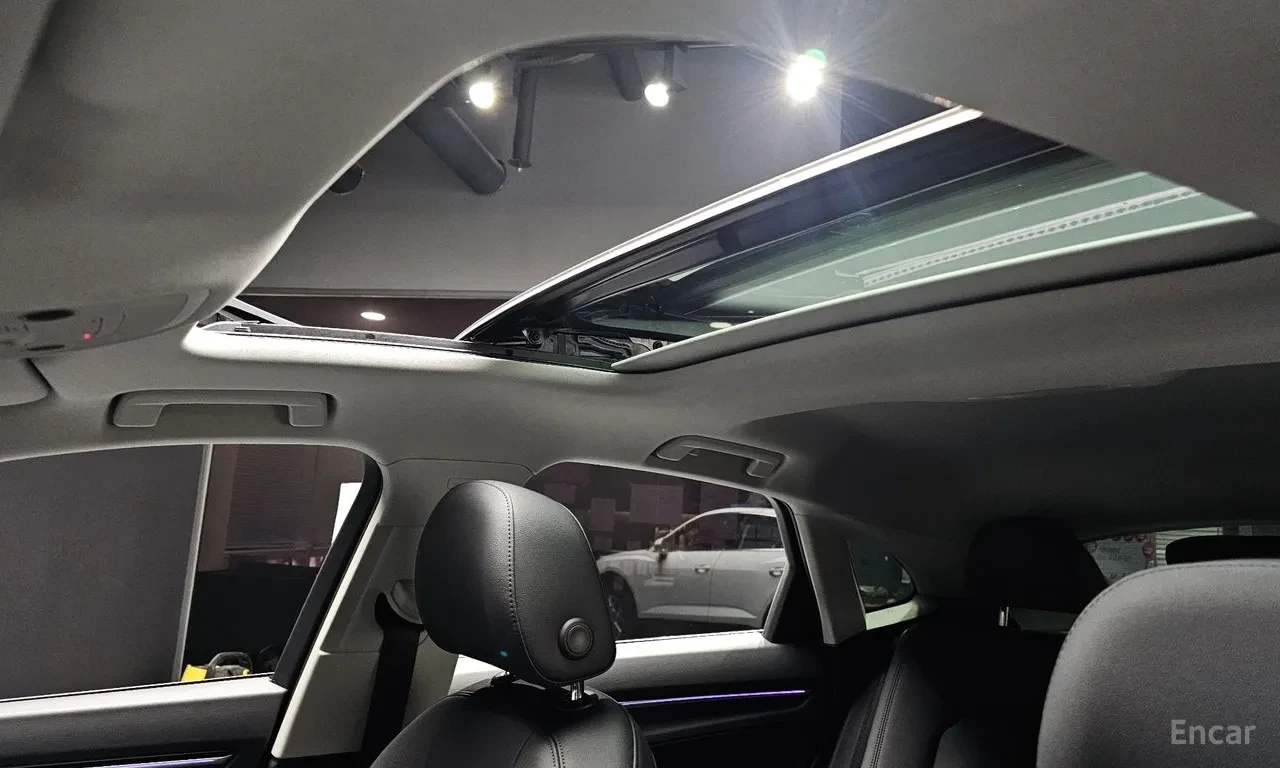 Audi Q3 Sportback 40TFSI* MATRIX* S* LINE* ДИСТРОНИК* ХЕДЪП* КАМЕРА*, снимка 12 - Автомобили и джипове - 55962693