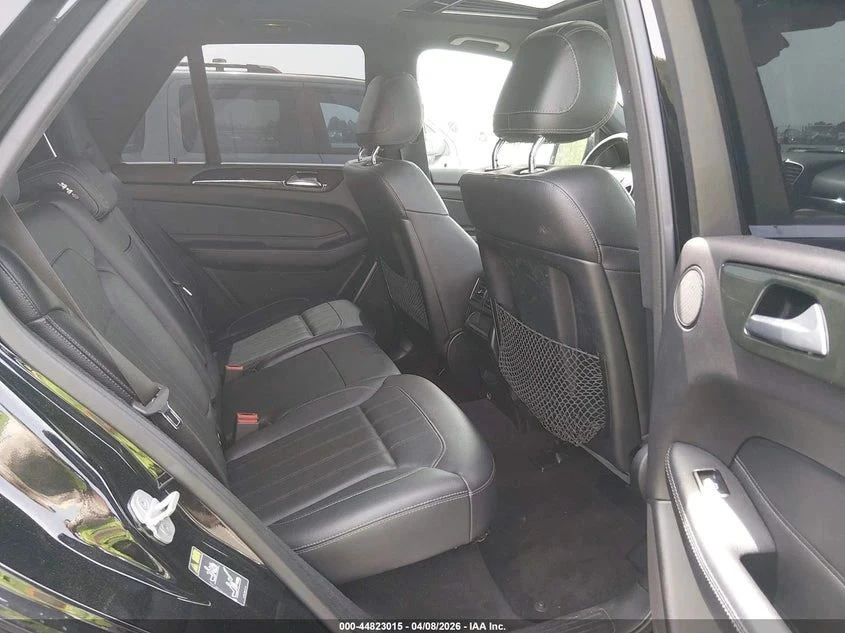 Mercedes-Benz GLE 350, снимка 12 - Автомобили и джипове - 56697165