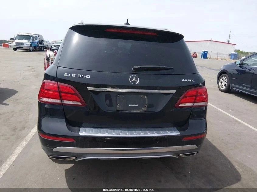 Mercedes-Benz GLE 350, снимка 8 - Автомобили и джипове - 56697165