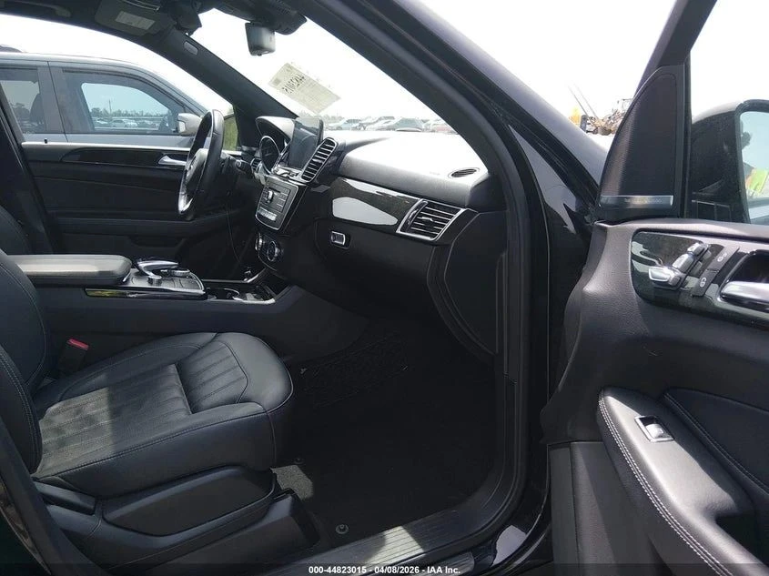 Mercedes-Benz GLE 350, снимка 11 - Автомобили и джипове - 56697165