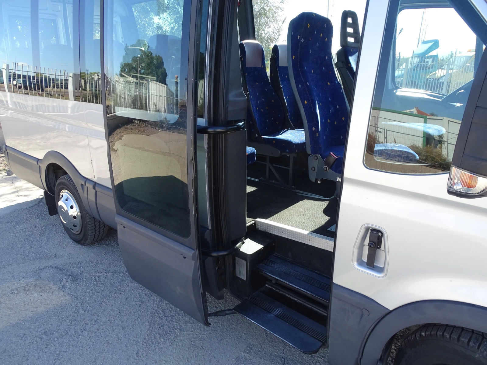 Iveco 35s12 ПЪТНИЧЕСКИ * * * 9 МЕСТА * * * , снимка 8 - Бусове и автобуси - 56335909