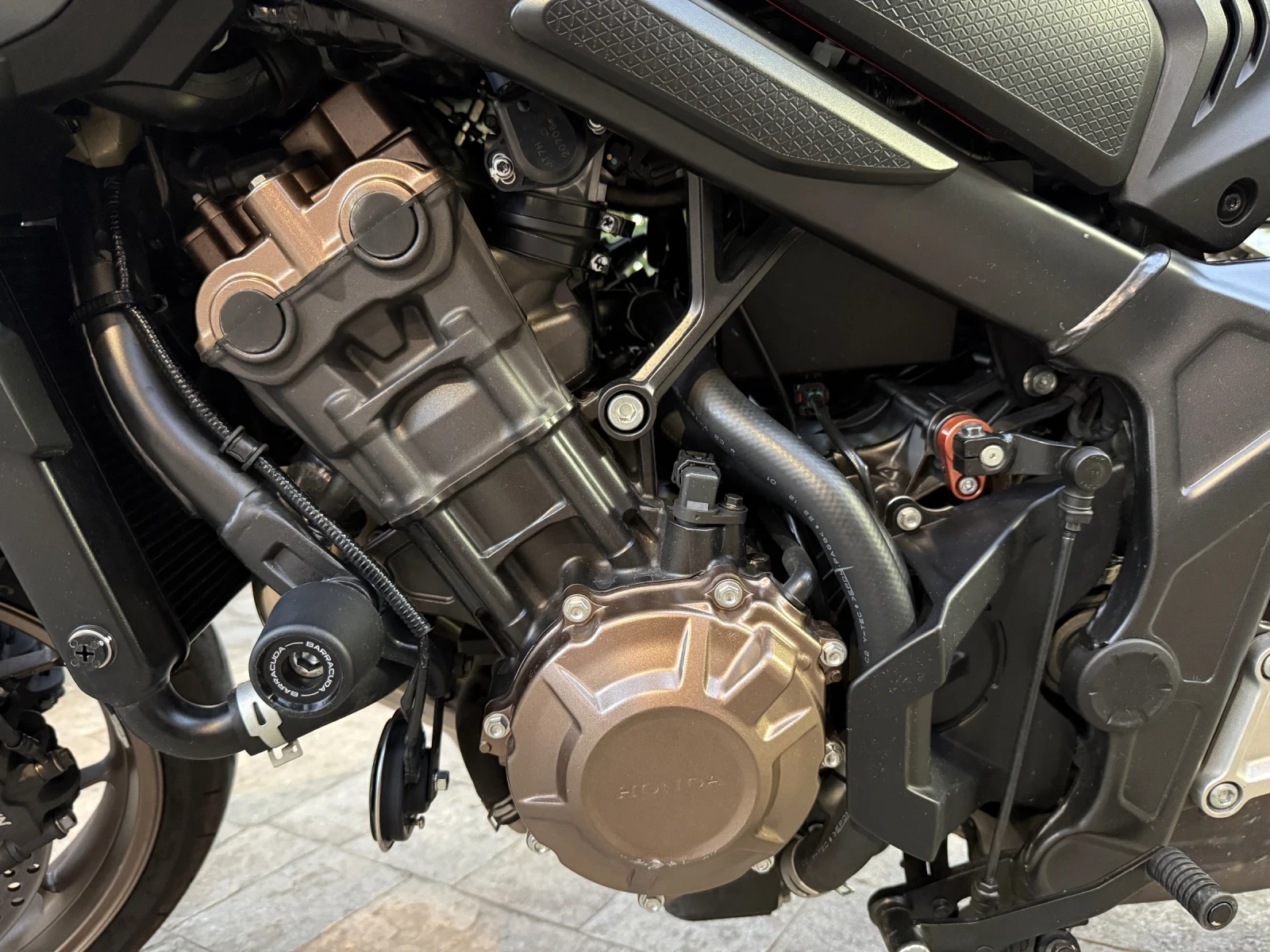 Honda Cb 650R, снимка 8 - Мотоциклети и мототехника - 56120674