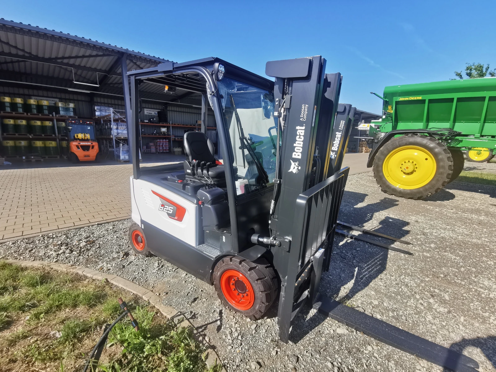 Електрокар Bobcat B25X-7, снимка 1
