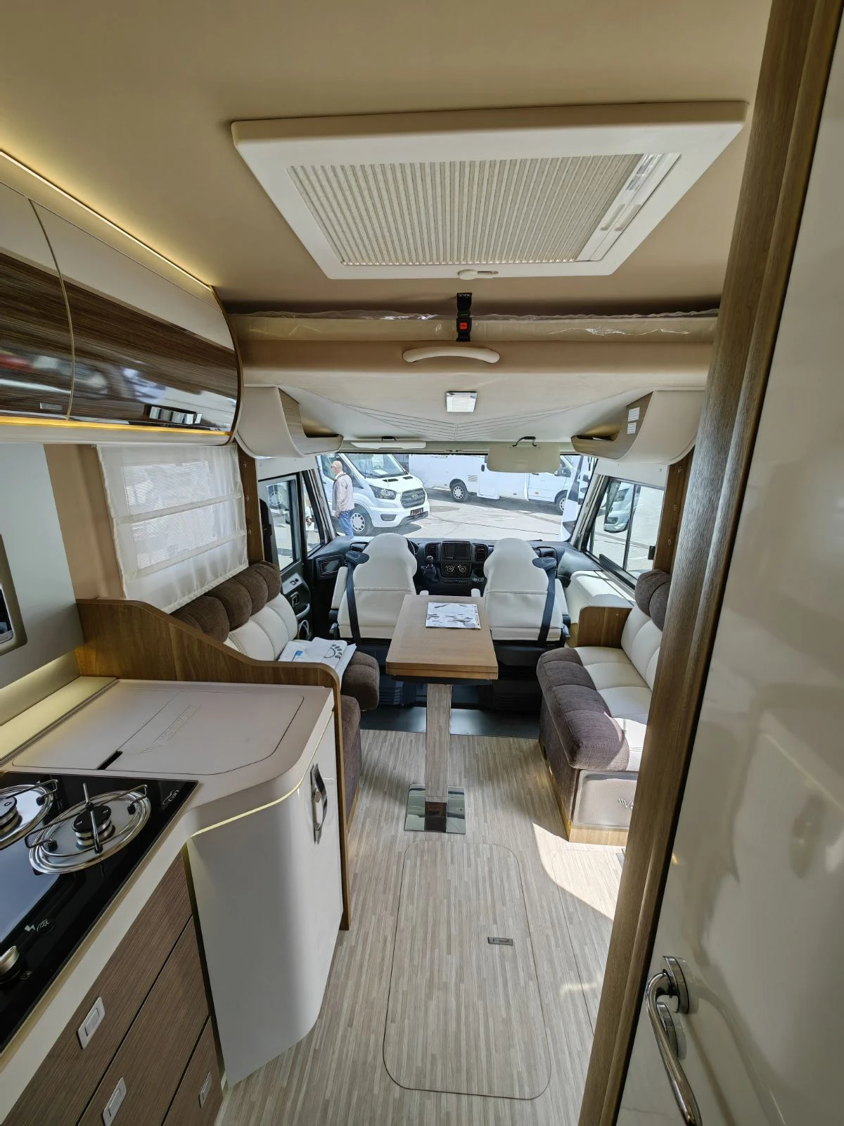 Кемпер Mobilvetta TKL YACHT LINE 64 - изображение 3