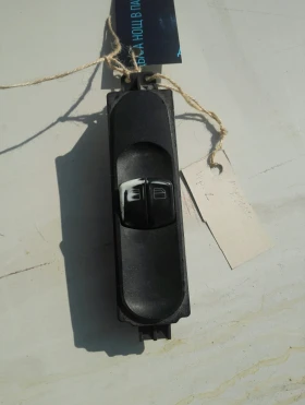 Копче ел стъкло предно ляво Мерцедес Вито 06г.