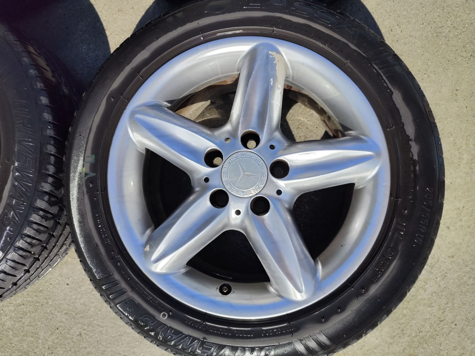Гуми с джанти Lassa 205/55R16, снимка 2 - Гуми и джанти - 55316251