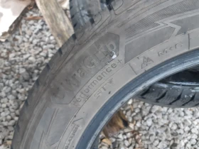 Гуми Зимни 215/60R17, снимка 2 - Гуми и джанти - 52717936