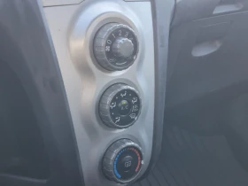 Toyota Yaris 1.3i Klima CD 2ключа MY07 #iCarbg , снимка 14