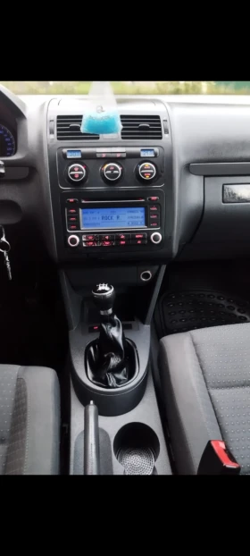 VW Touran VW Touran 2.0 TDI 7 местен обслужен перфектно съст, снимка 12