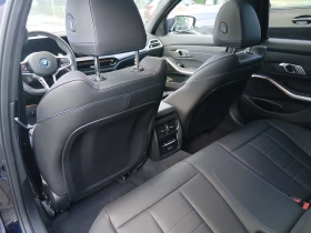 BMW 330 xDrive Sedan, снимка 12