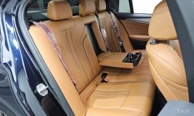BMW 530 i xDrive M SPORT* DISTRONIC* HEAD-UP* PANORAMA* , снимка 13