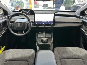 Toyota bZ4X Executive, снимка 10