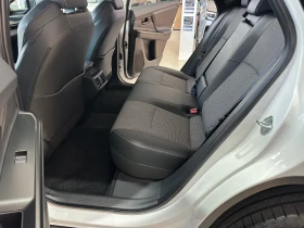 Toyota bZ4X Executive, снимка 8