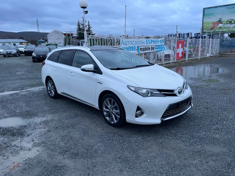 Toyota Auris NAVI PREMIUM ШВЕЙЦАРИЯ, снимка 4 - Автомобили и джипове - 48172981