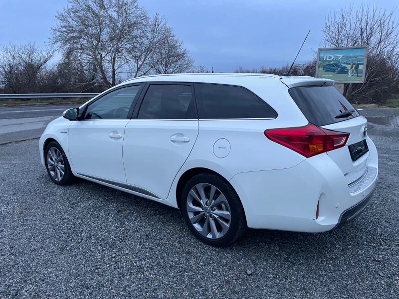 Toyota Auris NAVI PREMIUM ШВЕЙЦАРИЯ, снимка 2 - Автомобили и джипове - 48172981