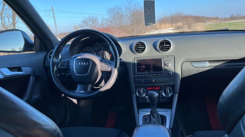 Audi A3 Sportback 8PA 2.0, снимка 15 - Автомобили и джипове - 48437829