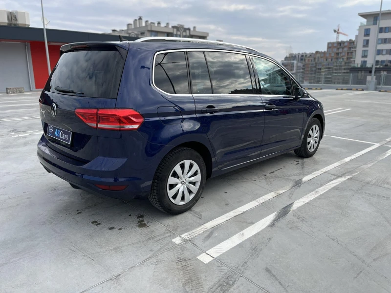 VW Touran 2.0 TDI, снимка 6 - Автомобили и джипове - 49343757