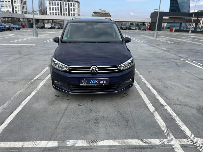 VW Touran 2.0 TDI, снимка 7 - Автомобили и джипове - 49343757