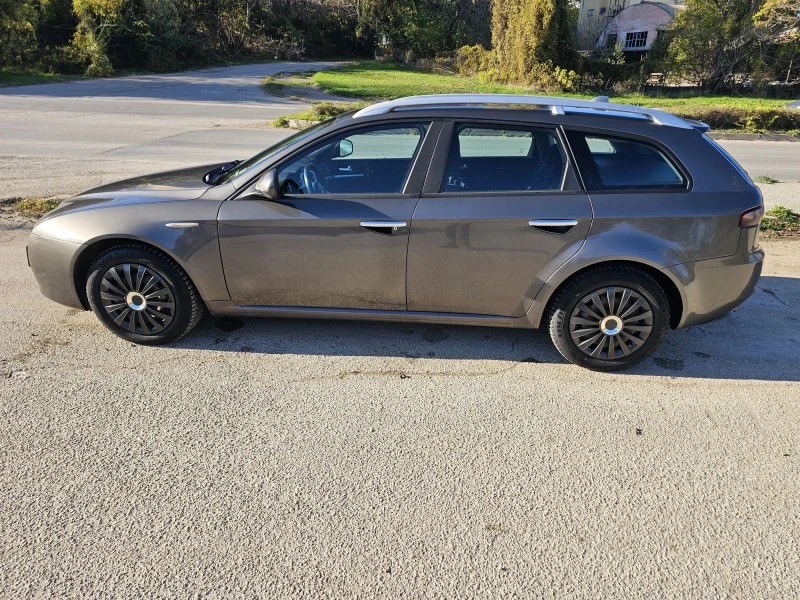 Alfa Romeo 159 sportwagon, снимка 2 - Автомобили и джипове - 52485451
