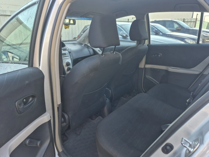 Toyota Yaris 1.3i Klima CD 2ключа MY07 #iCarbg , снимка 10 - Автомобили и джипове - 52612460