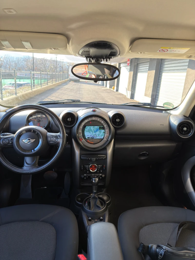 Mini Cooper Countryman D, снимка 9 - Автомобили и джипове - 52616591